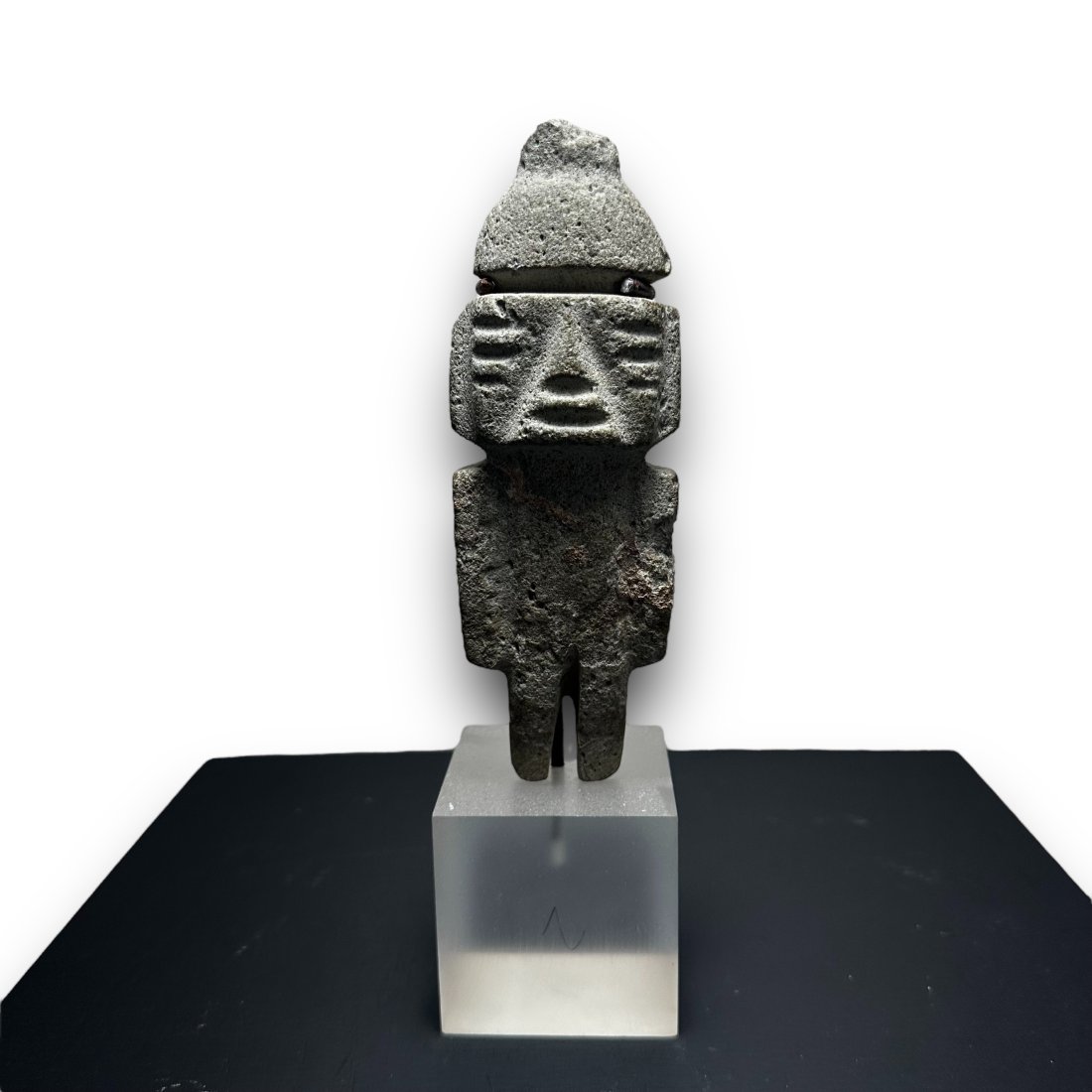 Pre-Columbian Teotihuacan stone figure (1 of 2)