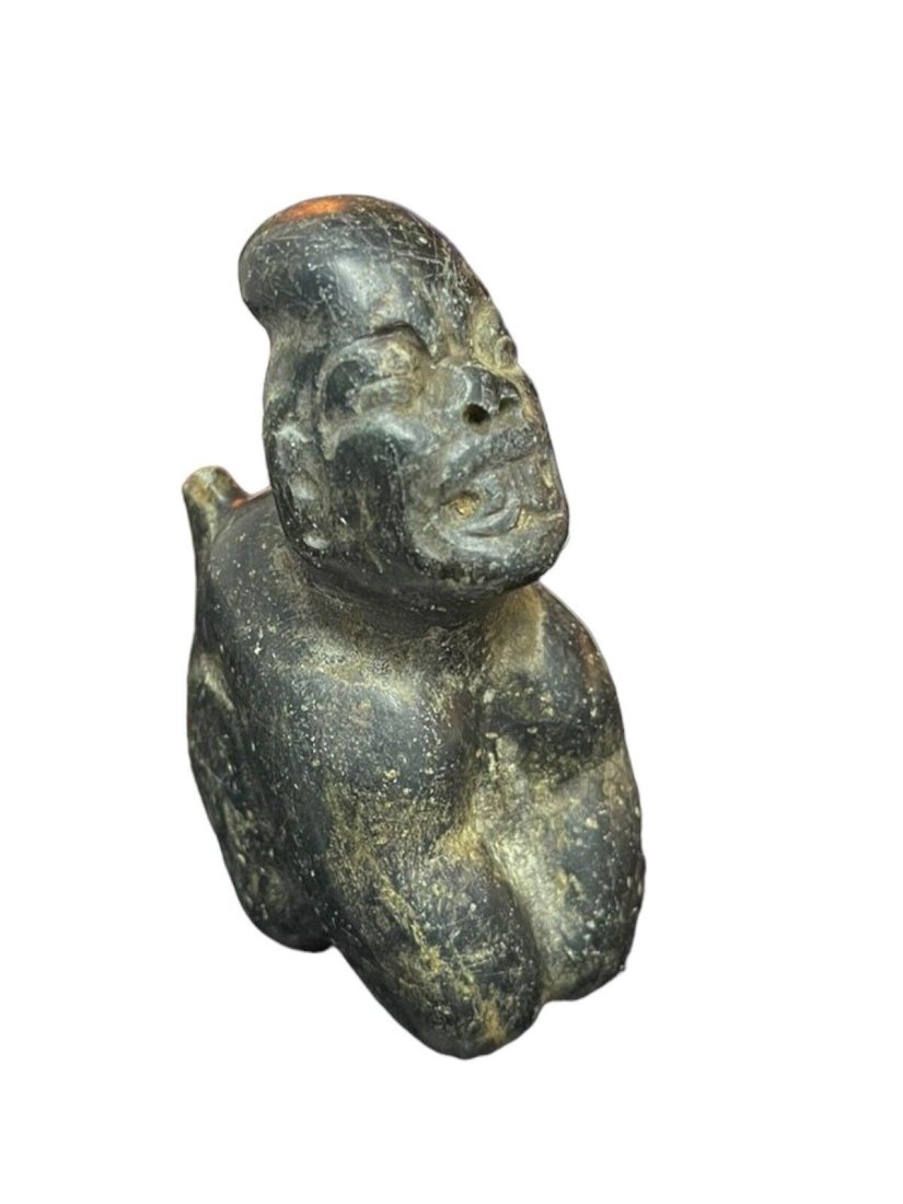 Pre-Columbian Olmec tranfornation figure (1 of 6)
