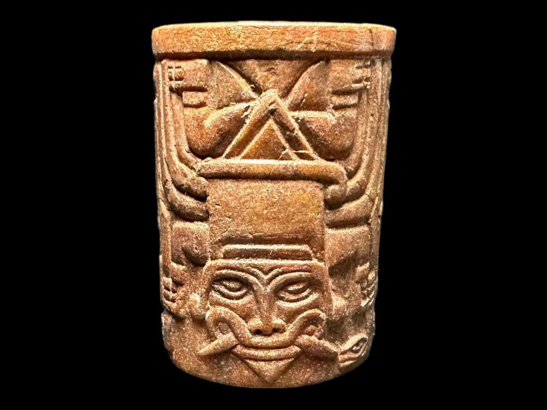 Pre-columbian Chavin stone container (1 of 5)