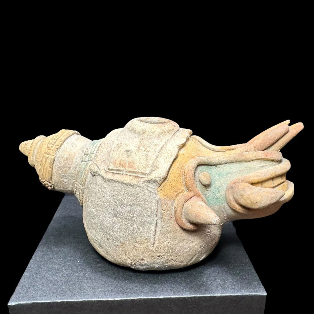 Pre-Columbian Jamaocaque zoomorphic pottery vessel (1 of 5)