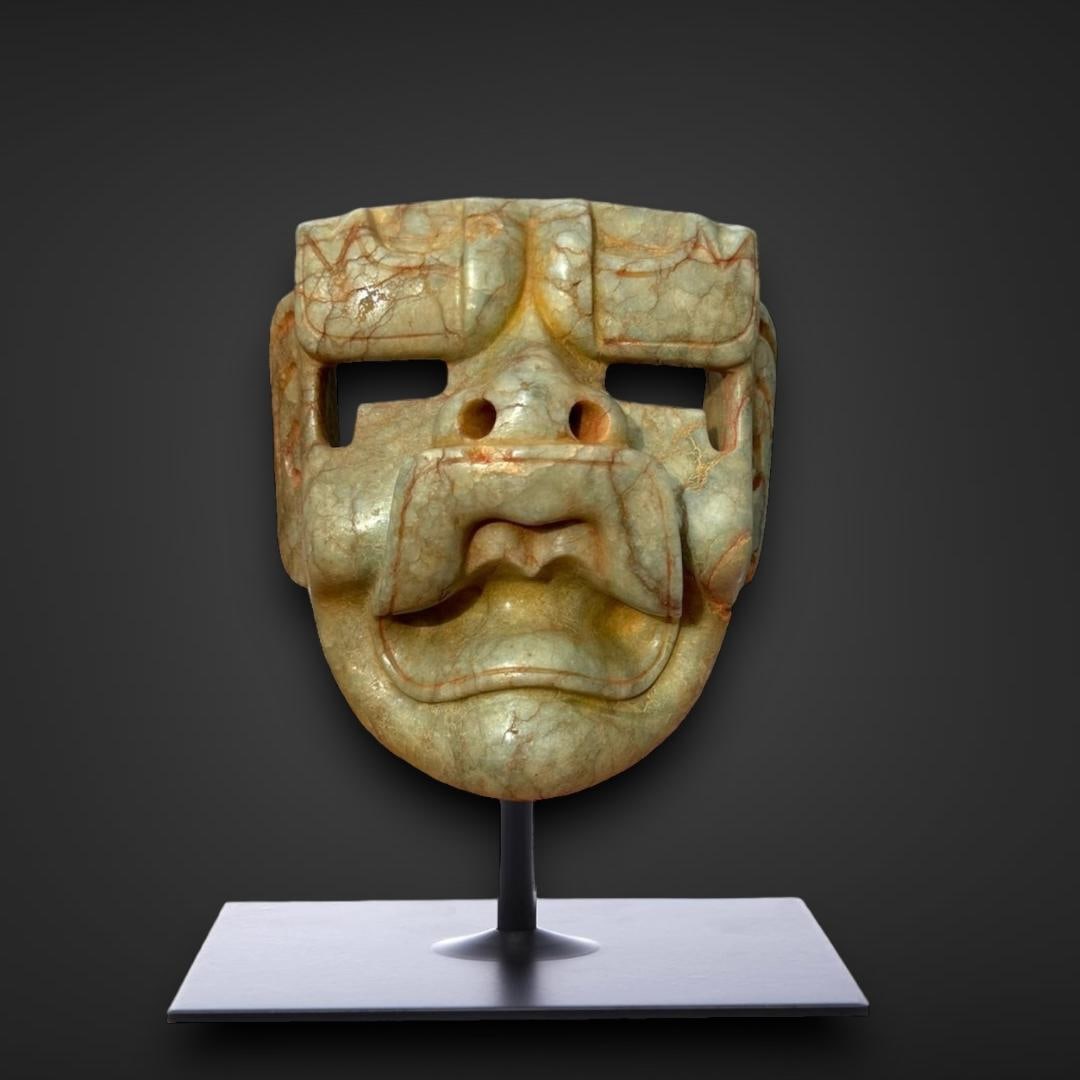 Pre-Columbian Olmec jade jaguar mask (1 of 6)
