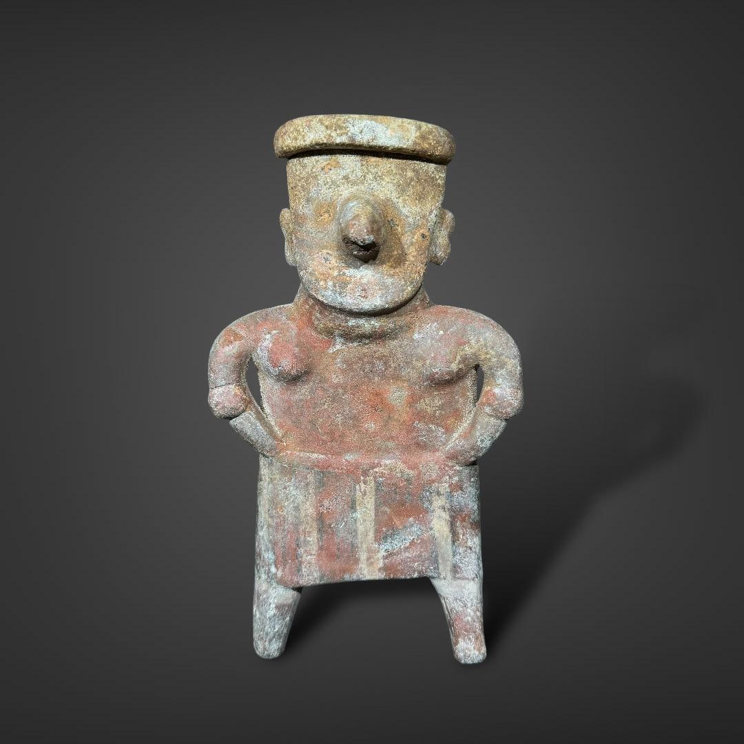 Large Pre-Columbian Nayarit pottery figure (1 of 4)