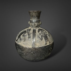 Pre-Columbian Chimu blackware pottery vessel