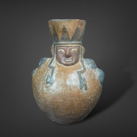 Pre-Columbian Huari pottery vessel