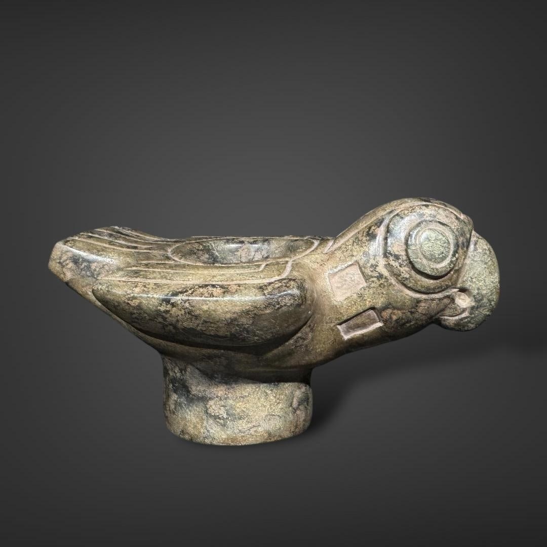 Pre-Columbian Valdivia green stone mace head (1 of 5)