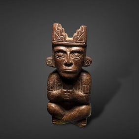 Pre-Columbian Huari stone figure