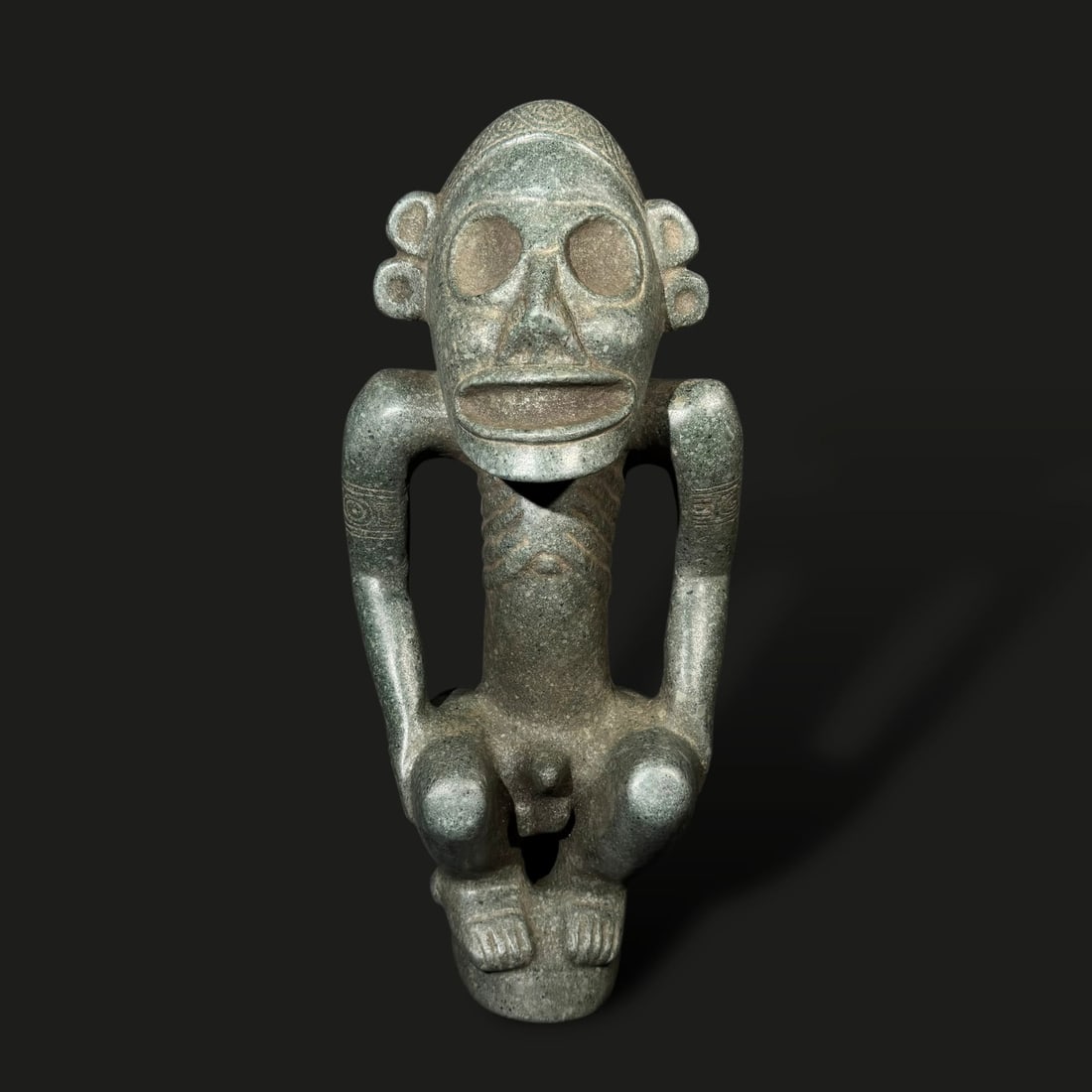 Monumental Pre-Columbian Taino green stone figure (1 of 4)