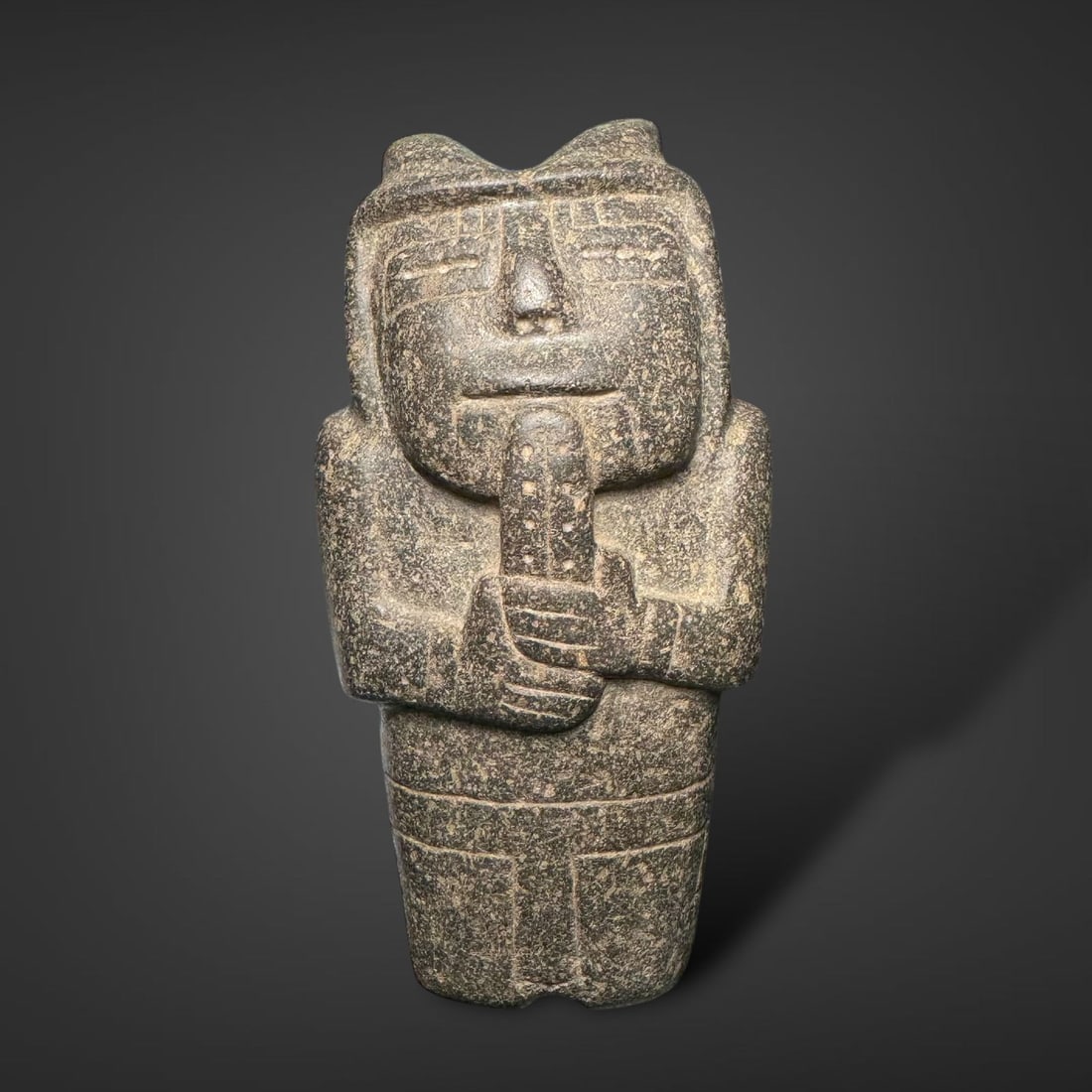 Pre-Columbian Chavin stone figure (1 of 4)