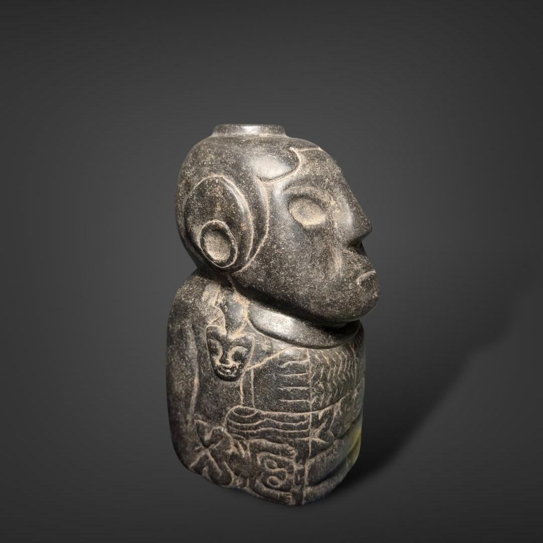 Pre-Columbian Huari stone mortar (1 of 5)