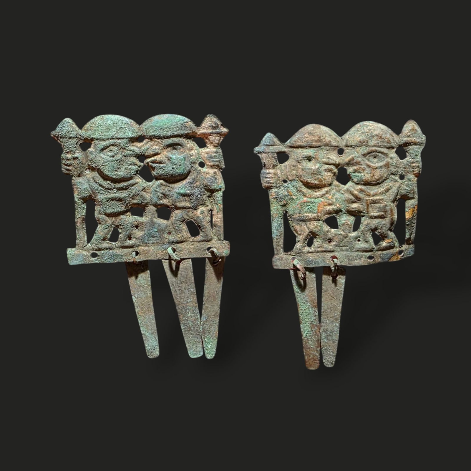 Pre-Columbian Moche silver earrings (1 of 2)