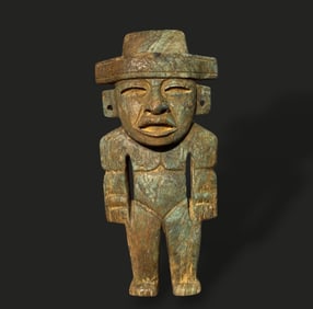 Pre-Columbian Teotihuacan green stone figure