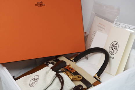 Vintage Hermes Kelly Sellier 32 Parchemin Box Gold Hardware