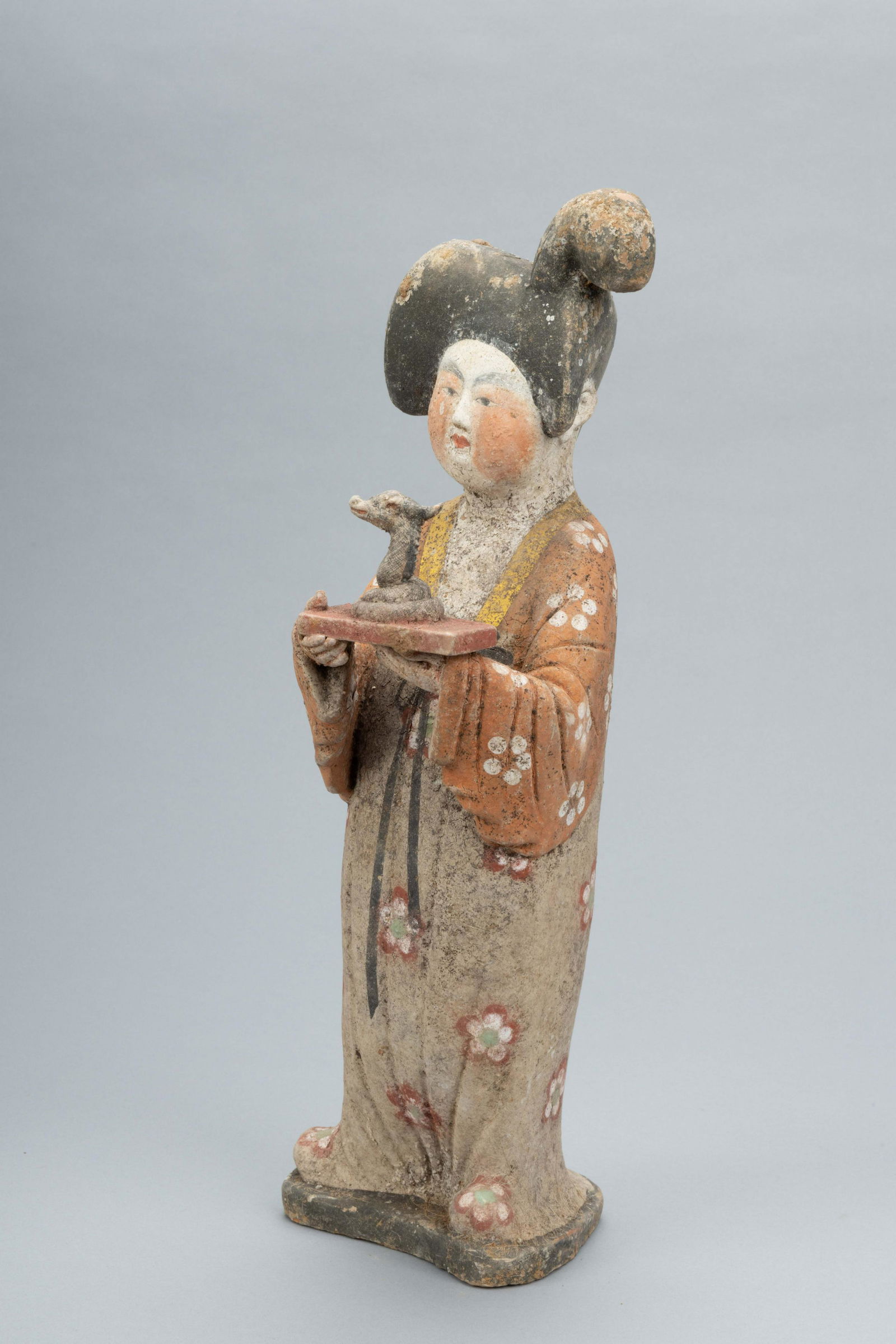 Tang  dynasty tri-colour pottery maid (1 of 7)