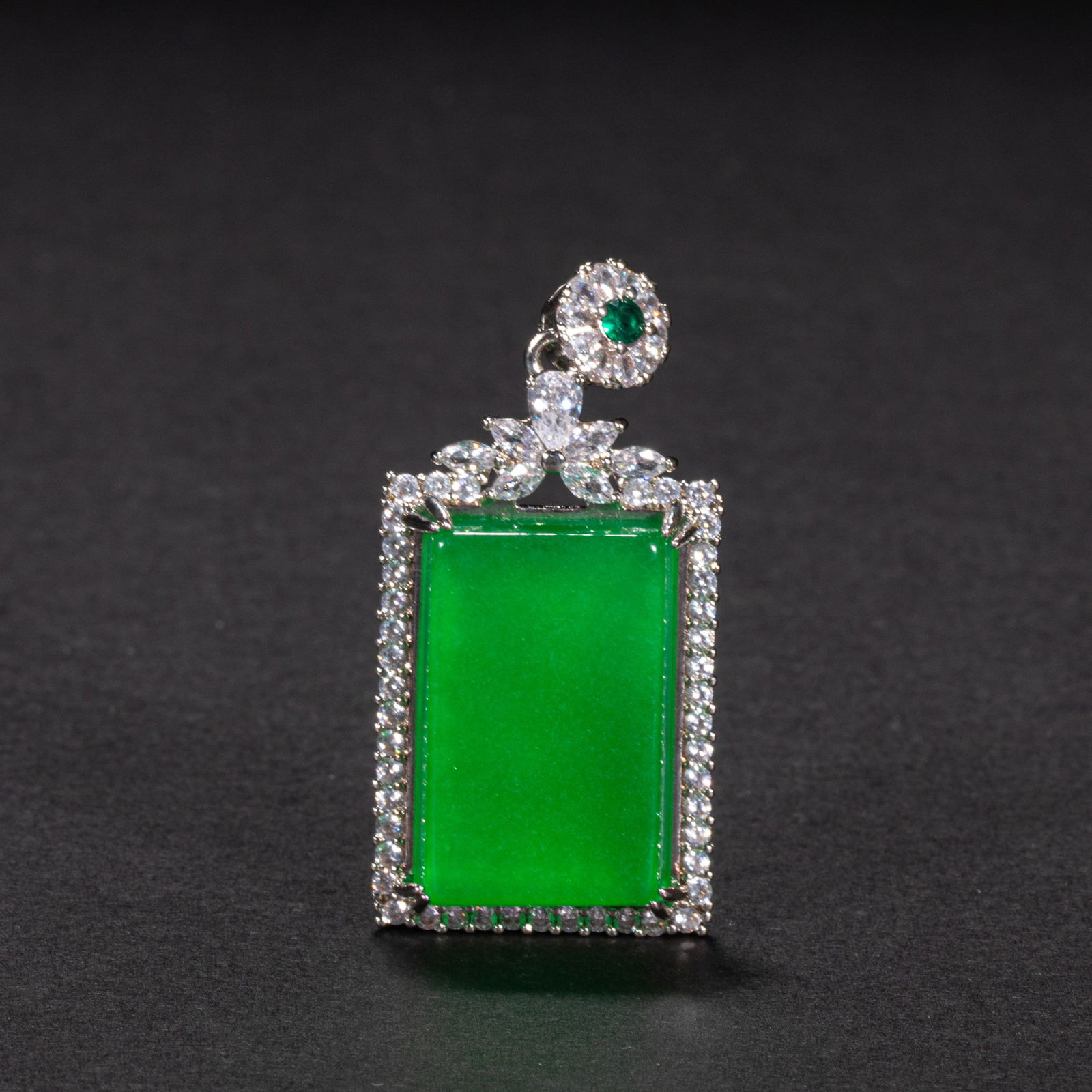 Jewelry pendant (1 of 7)