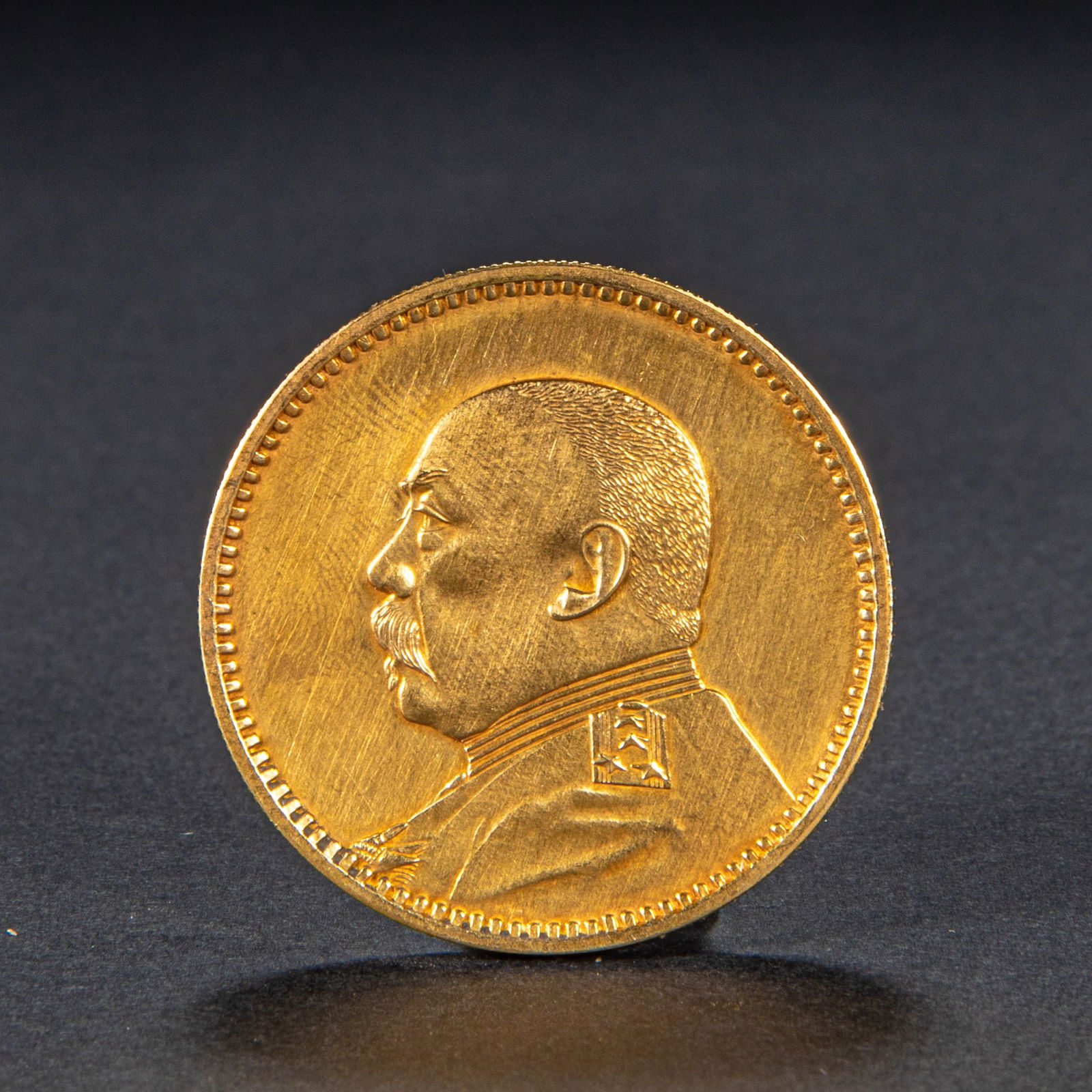 Ancient gold coins (1 of 5)