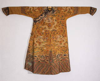 Kesilong robe of the Qing Dynasty