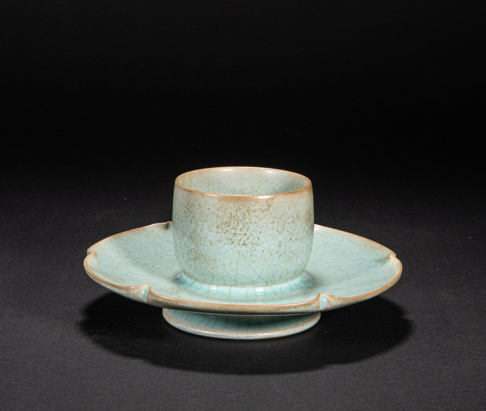 Before Ming Dynasty mouth cup (1 of 9)