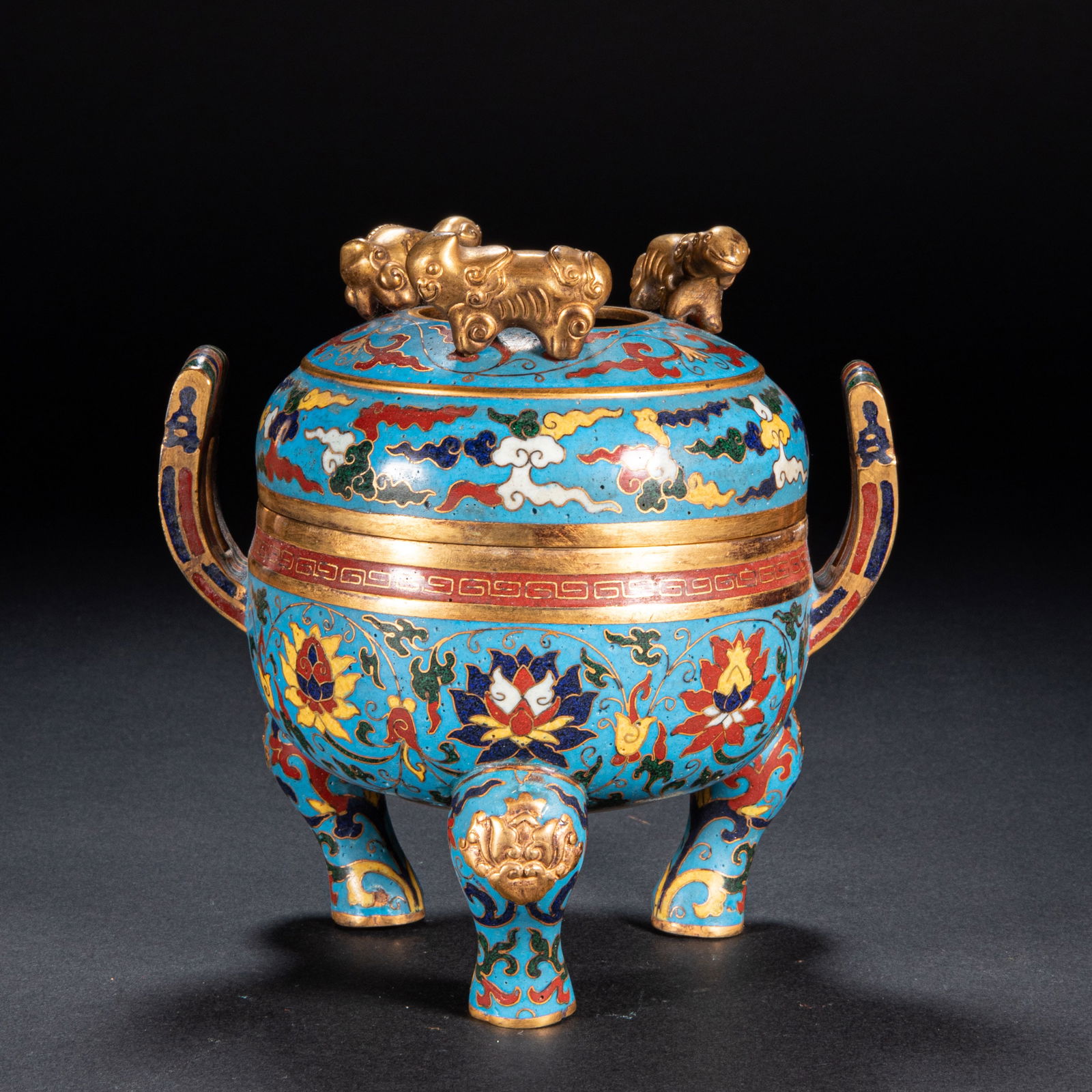 Cloisonne incense burner: As shown in Figure