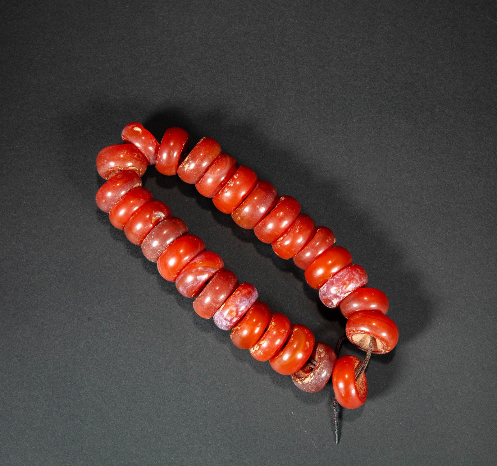 A century-old agate bracelet (1 of 7)