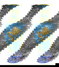 A large bottle with blue dragon patterns in Jingtai from the 18th century: Height: 180cm