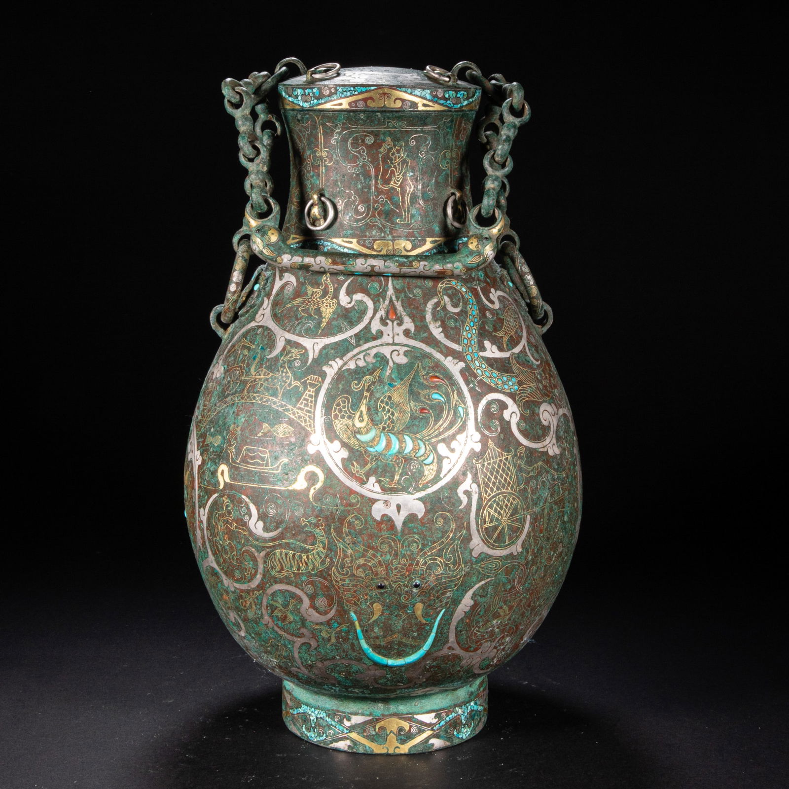 A 3th-century gold-inlaid gemstone handle bottle (1 of 8)