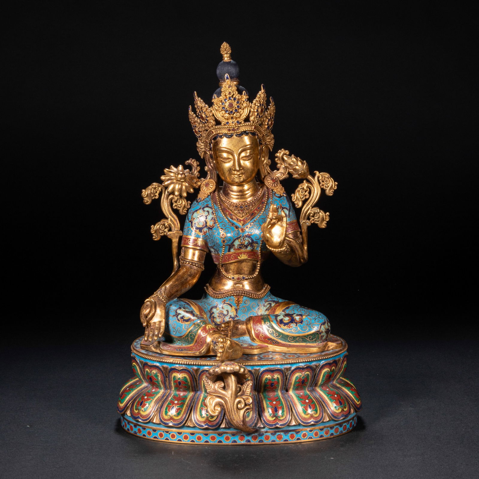 A 17th-century cloisonne Buddha statue (1 of 9)