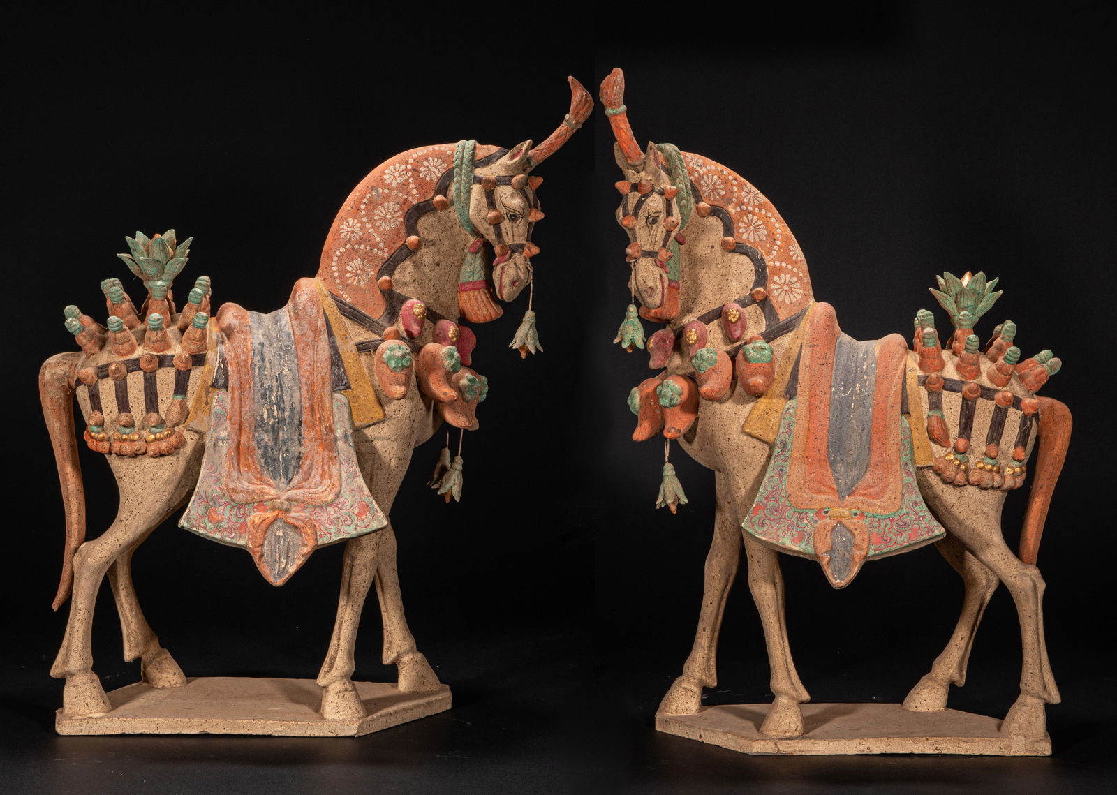 A pair of painted pottery horses from the 10th century (1 of 9)
