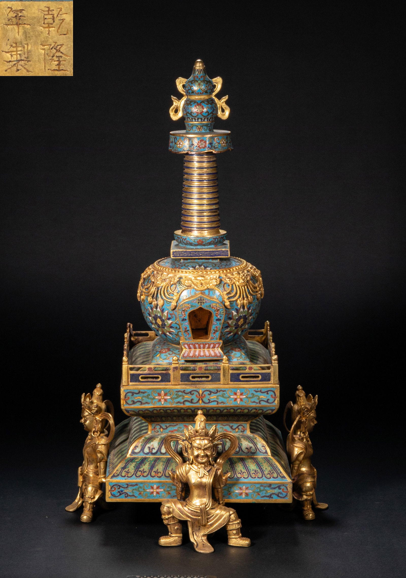 An 18th-century cloisonne pagoda: Height:45cm, width:25cm