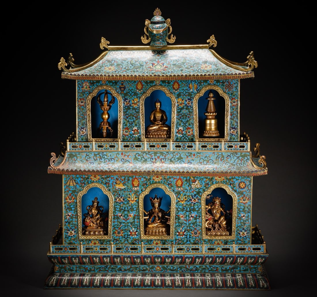 An 18th-century cloisonne Buddhist niche: Height?75cm, width:60cm