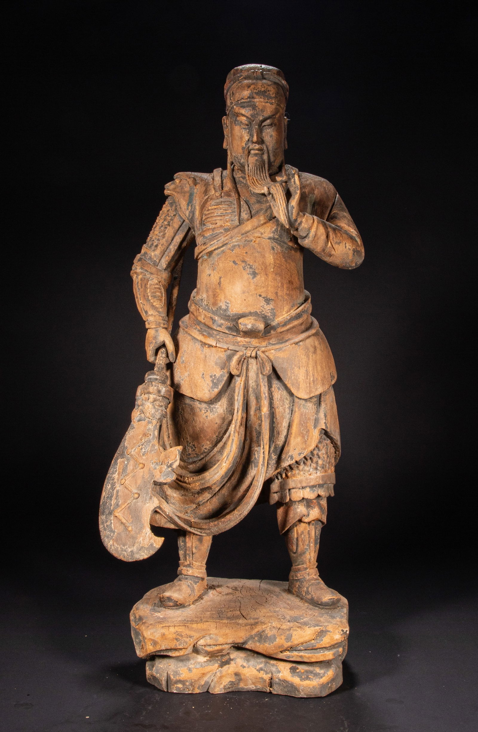 A 15th-century wooden statue of Guan Gong (1 of 10)