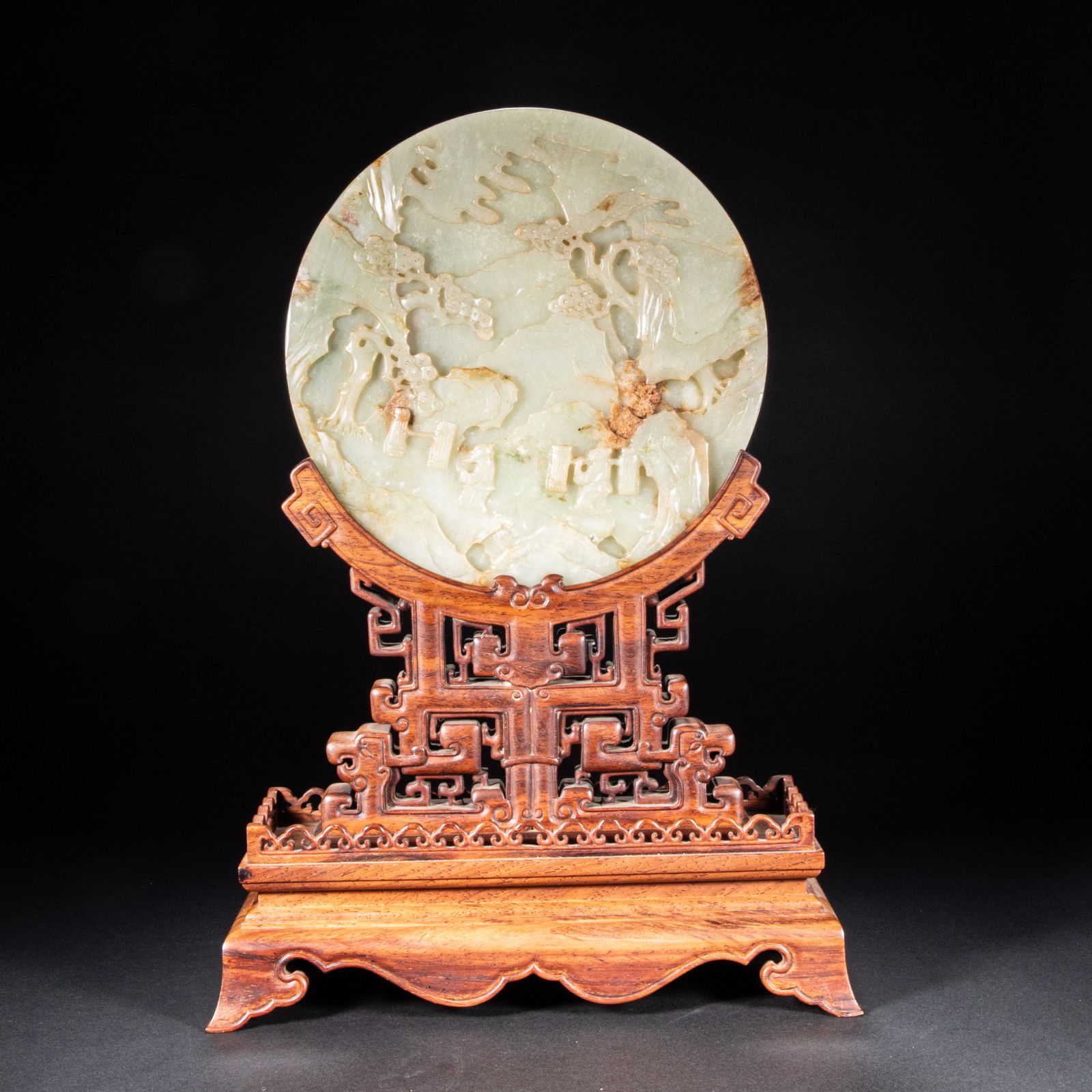 A 18th-century Hetian jade screen (1 of 9)