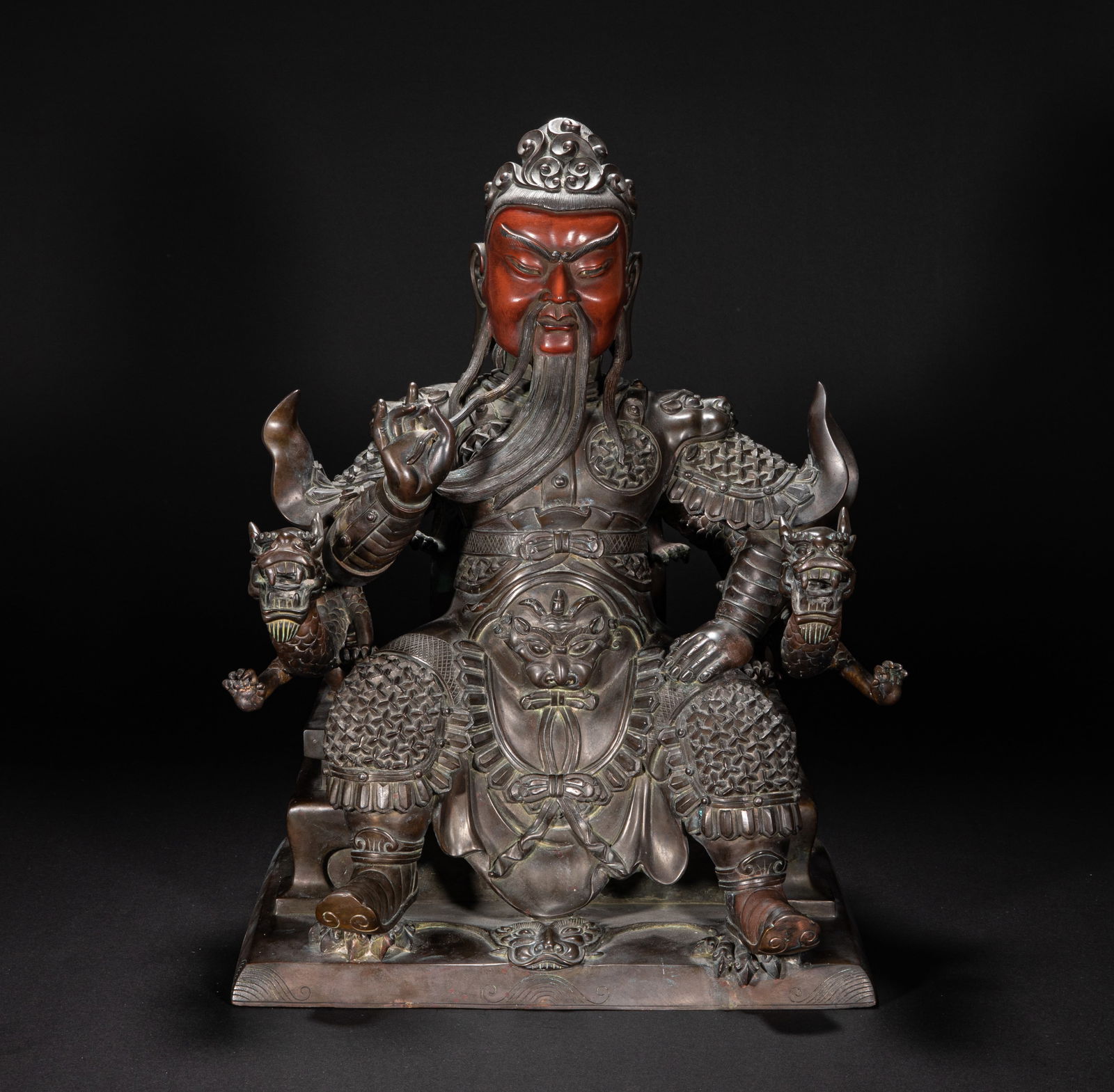 Copper Guan Gong from the 15th century: Height?42cm, width?30.5cm