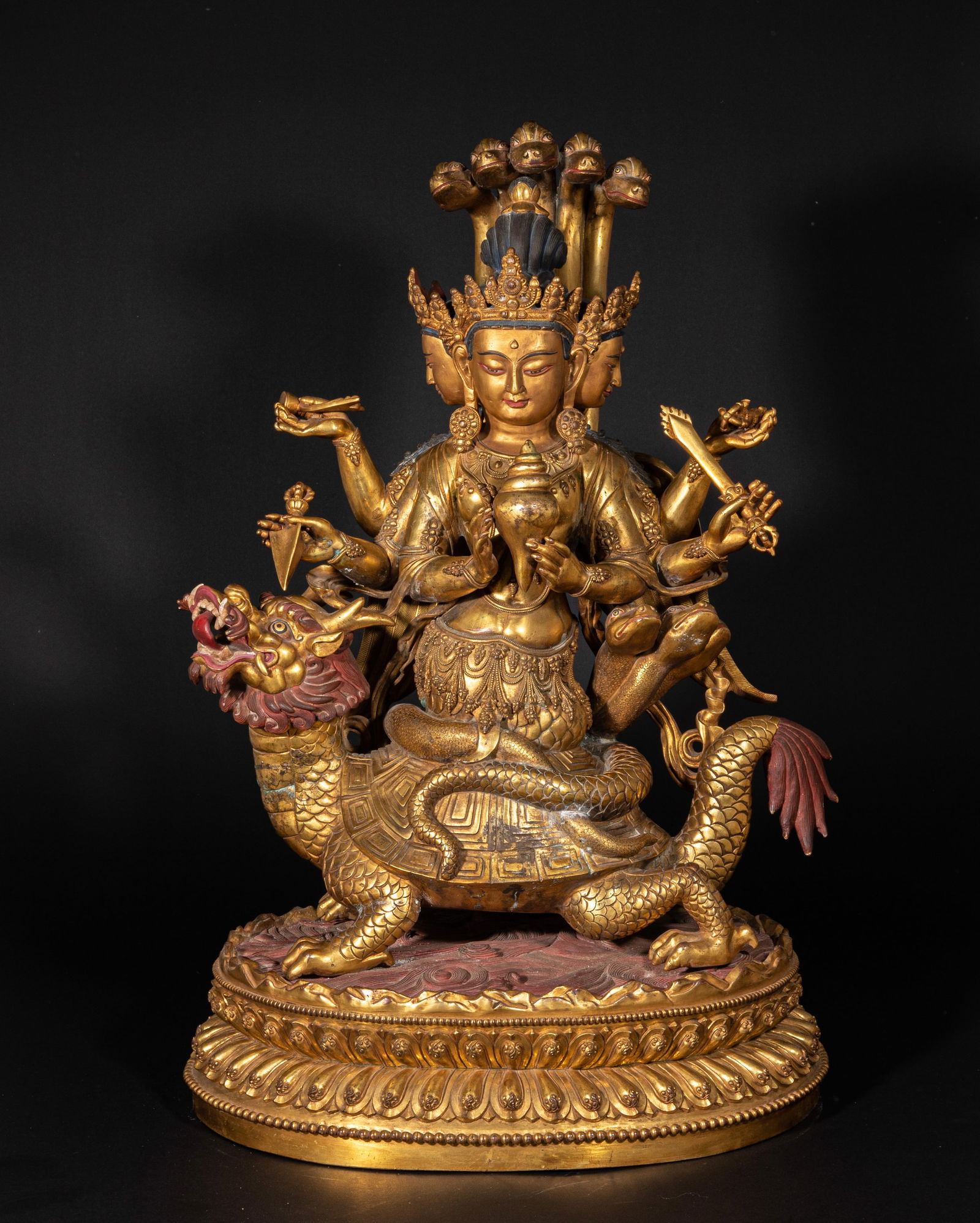 Gilded copper Buddha statue from the 18th century: Height?64.5cm, width?40cm