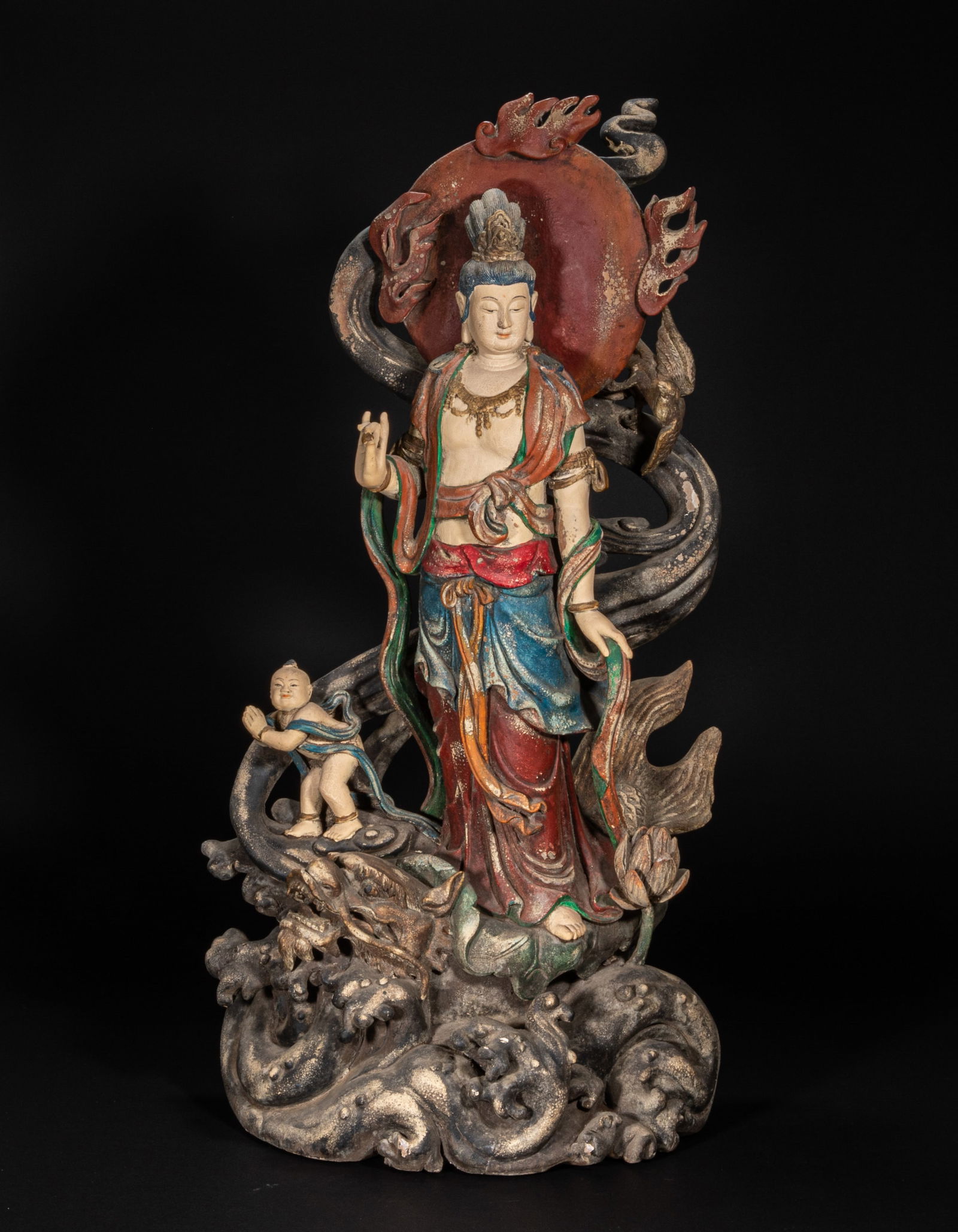 16th-century woodcarving and painted Guanyin: Height?69cm, width?35cm