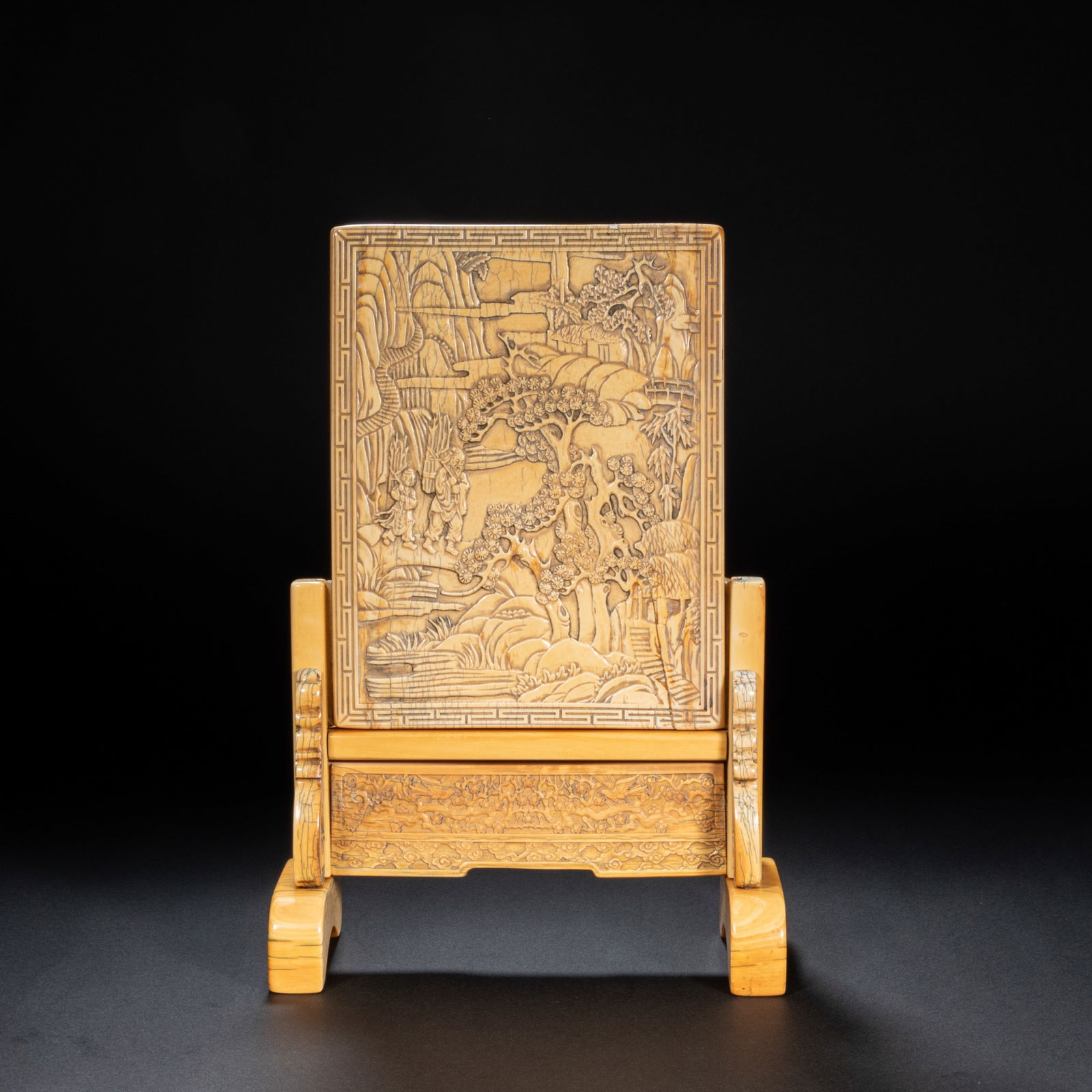 Bone screen inserts from the 18th century: Height?27cm, width?18cm