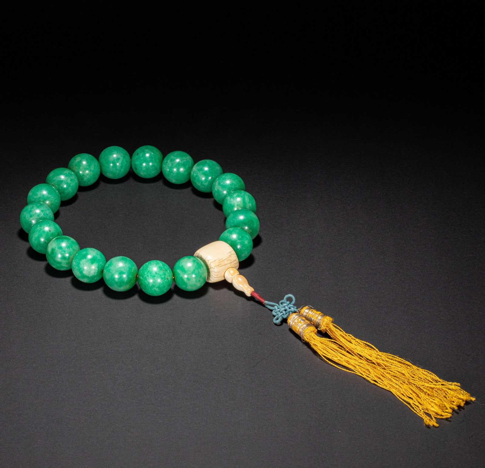18. Jade Prayer Beads (1 of 8)