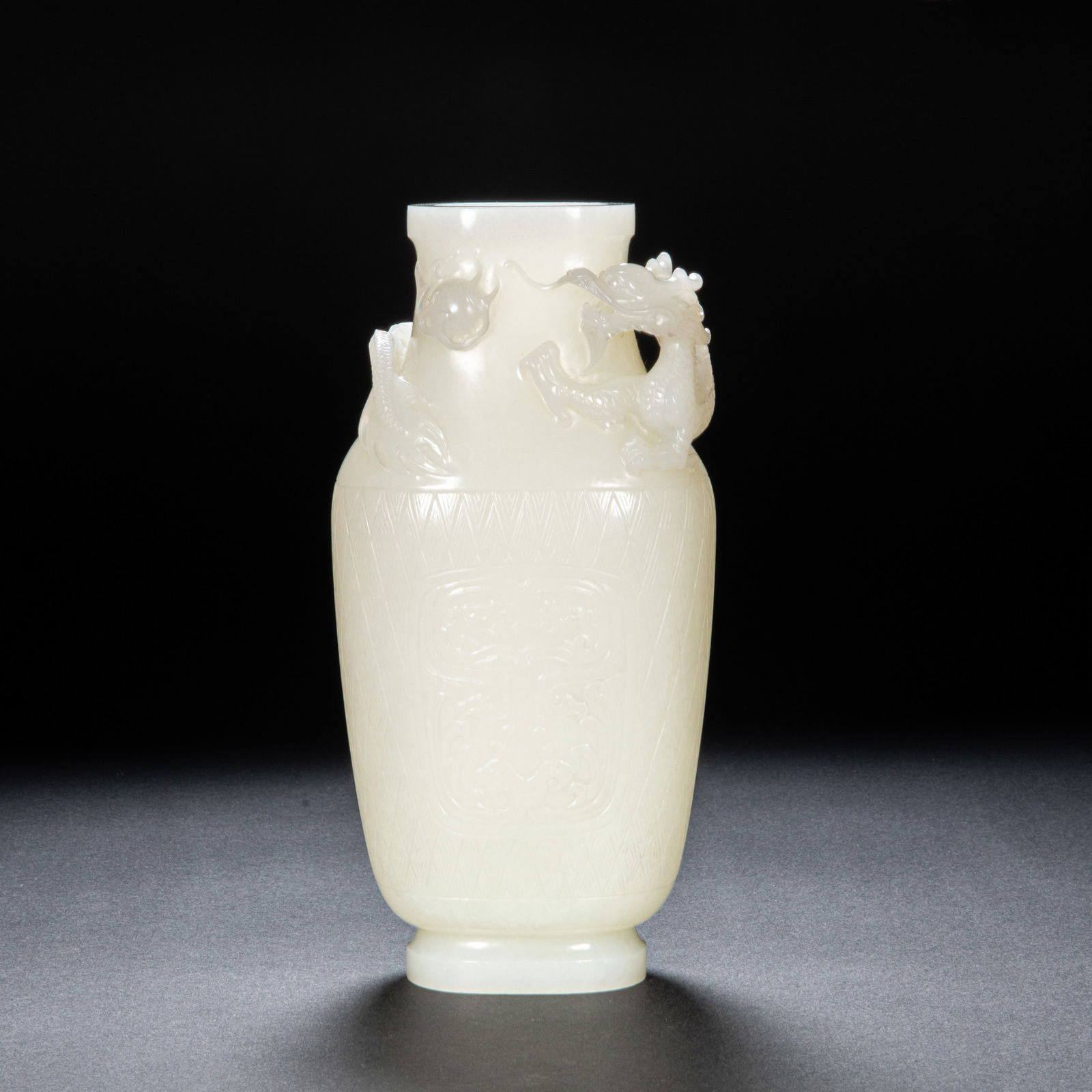 A 18th-century jade bottle from Hotan (1 of 8)