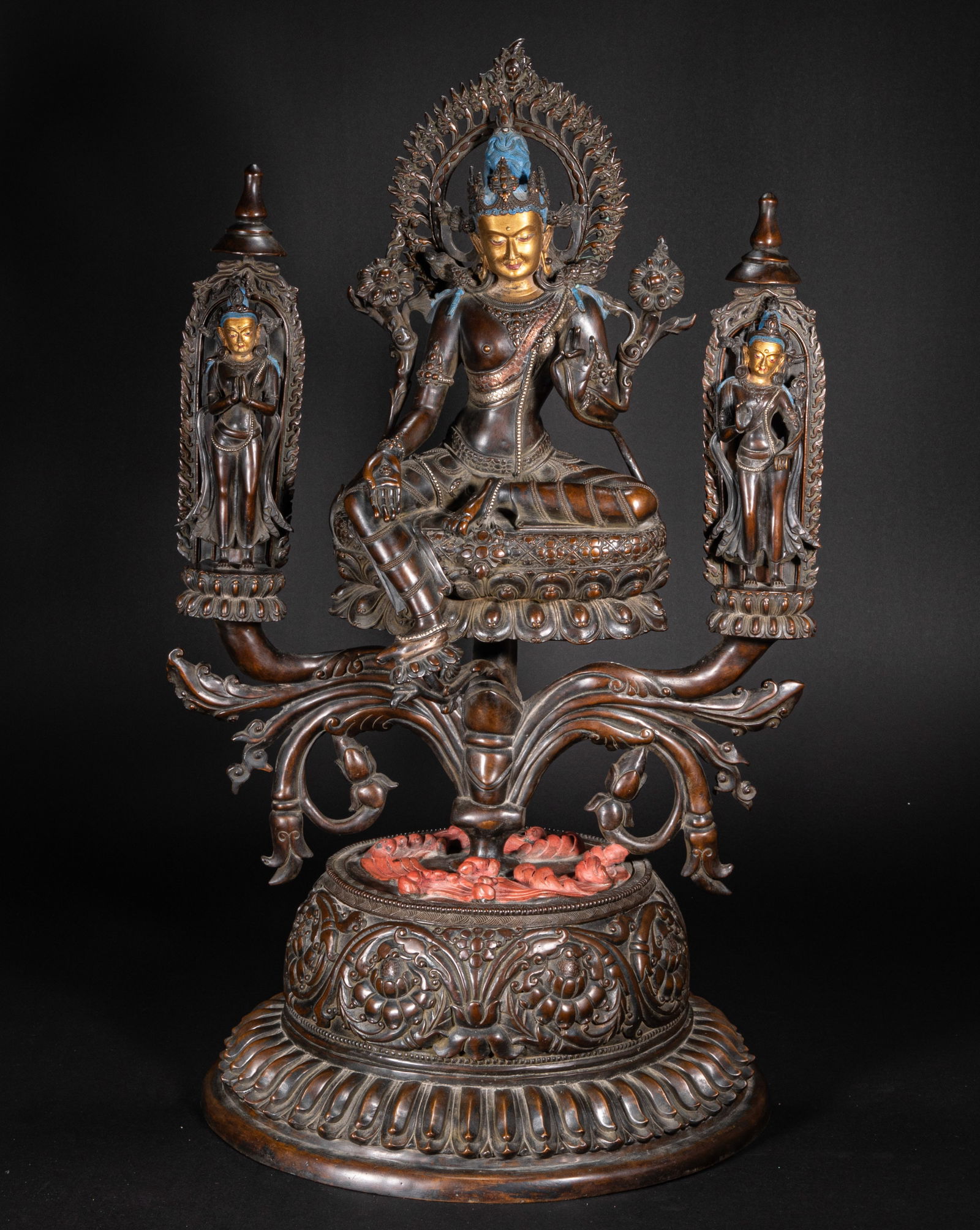 Copper Buddha statues from the 18th century (1 of 11)