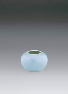 Blue Enamel Brush Washer Period: Yongzheng Perio: Blue Enamel Brush Washer Period: Yongzheng Period, Qing Dynasty Size (cm): H4xD6