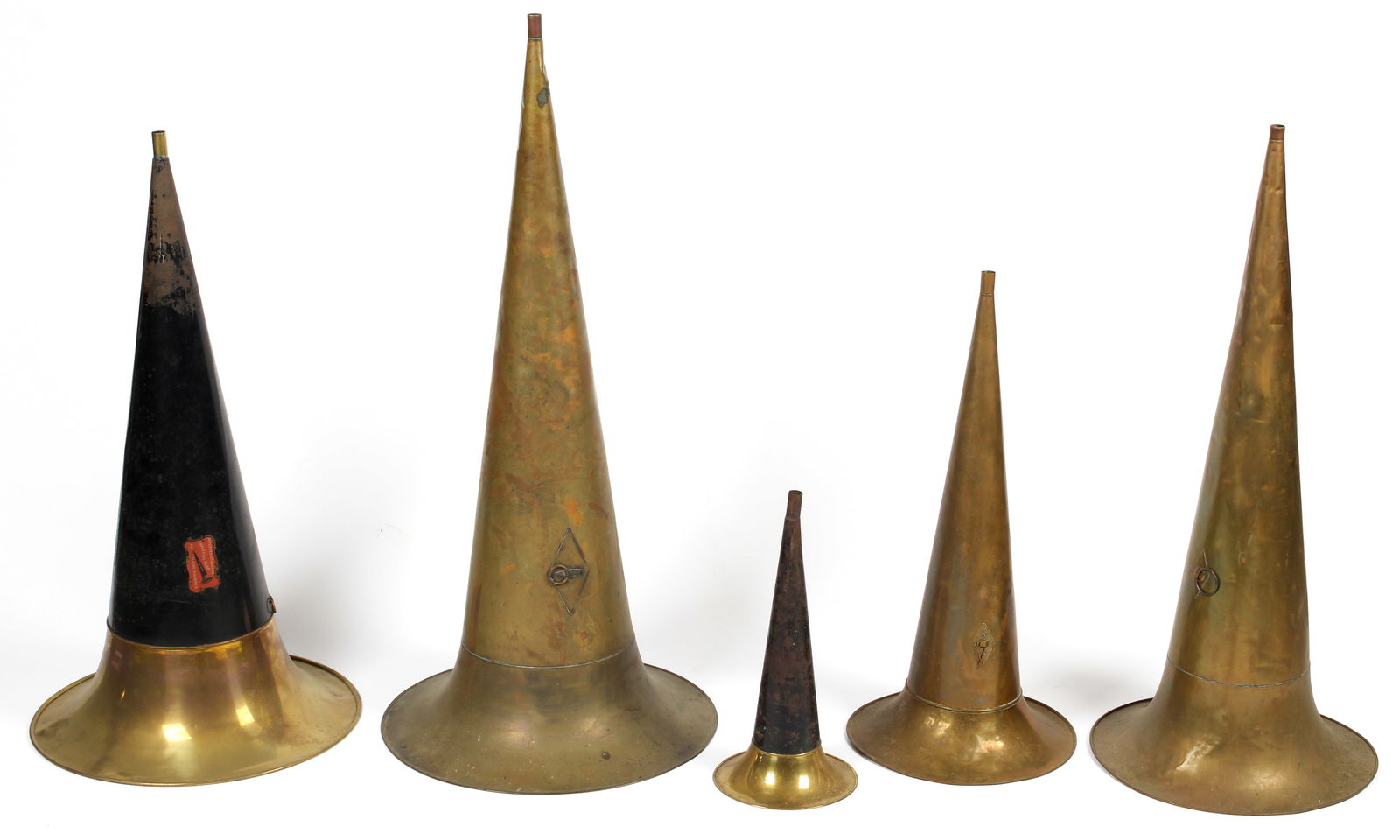 Five Antique Gramophone & Phonograph "Witch's Hat" Horns (1 of 4)