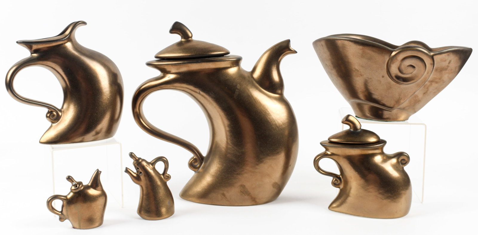 Michael Lambert Struttin' Studio Pottery Dancing Tea Set (1 of 4)