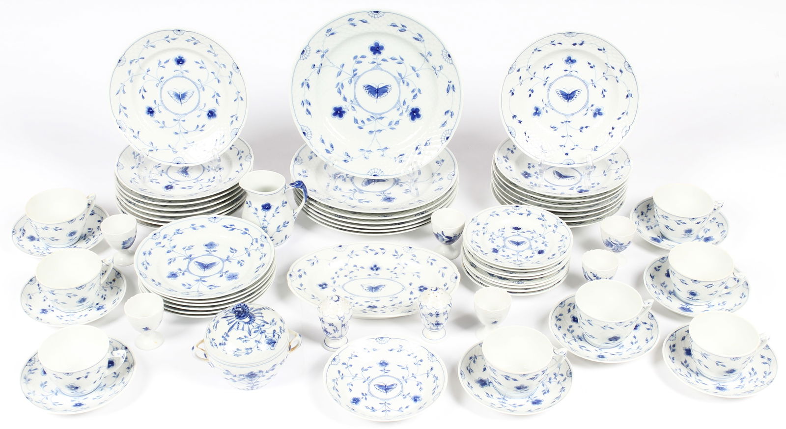 Bing & Grondahl Porcelain Butterfly Dinnerware Service, 66 Pieces (1 of 4)