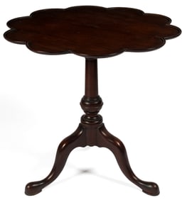 Mahogany Queen Anne Style Table