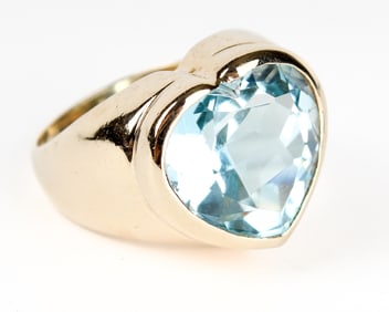 14K Yellow Gold Heart Blue Topaz Ring