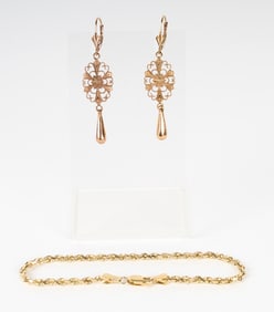 A 14k Gold Rope Chain Bracelet and A Pair Of 14k Gold Drop Earrings