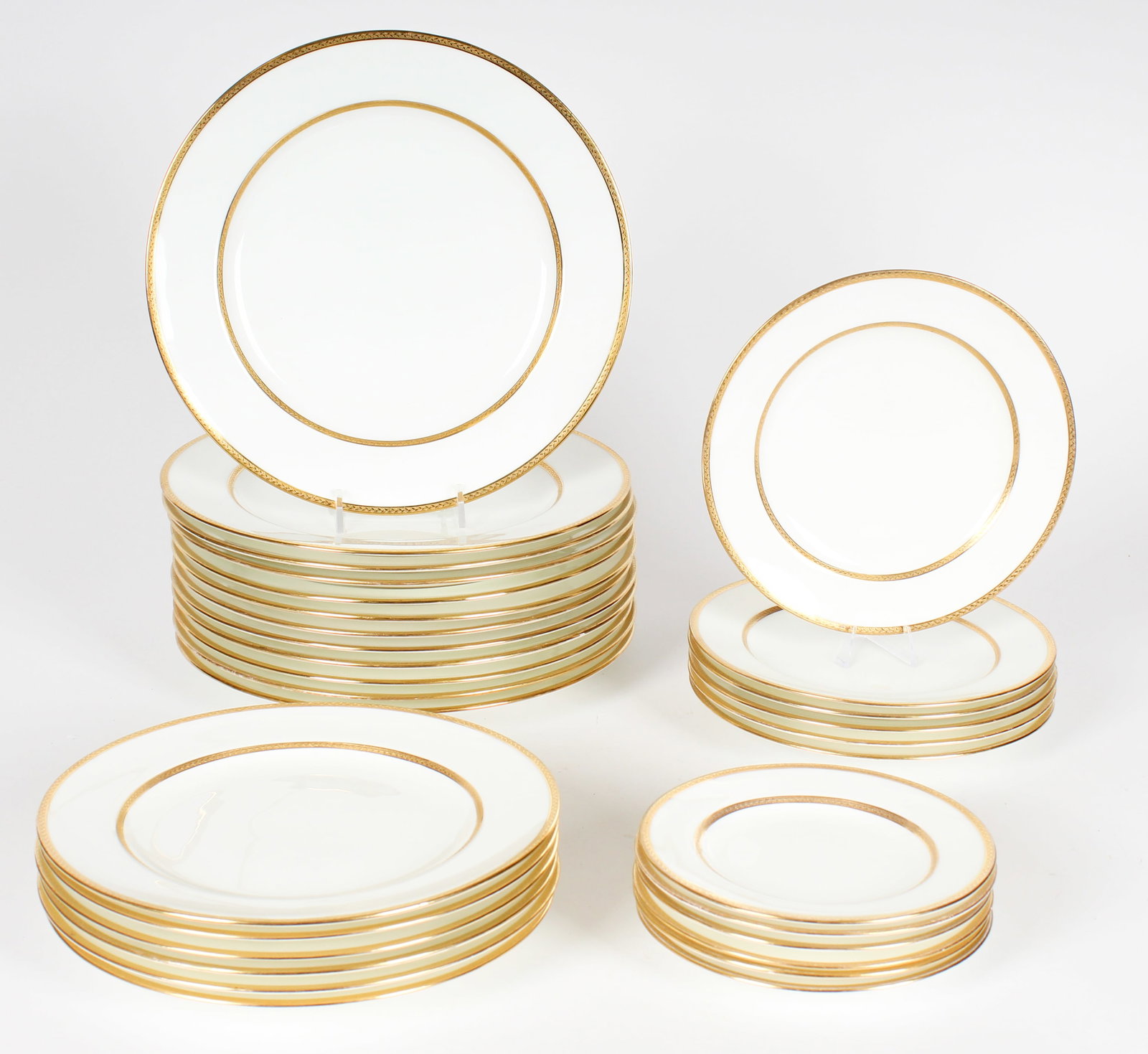 Minton Gold Band Porcelain Part Service, Davis Collamore (1 of 6)