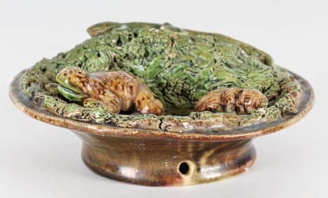 Manuel Mafra Portuguese Palissy Majolica Dish, Beetle, Frog, and Salamander