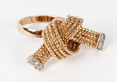 14 Karat Yellow Gold Nautical Diamond Ribbon Ring