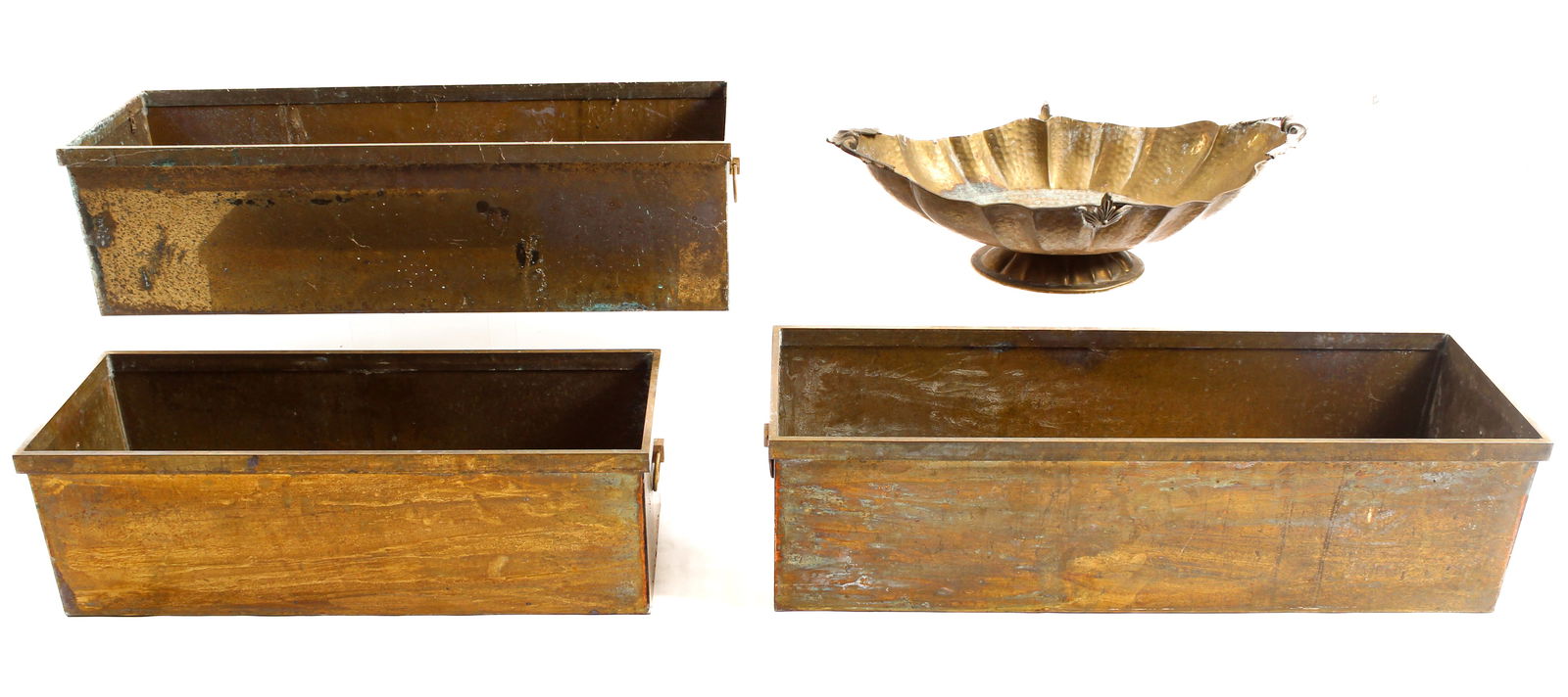 Three Brass Planters and a Brass Bowl (1 of 7)