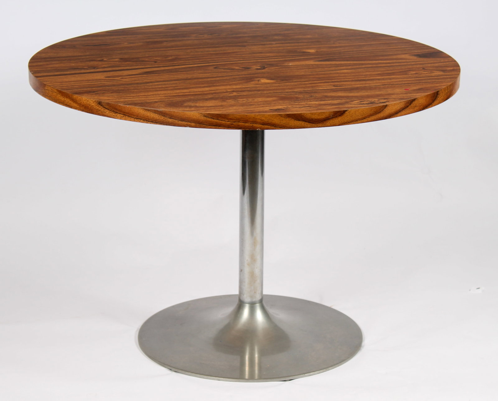 Mid Century Tulip Style Table (1 of 5)